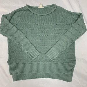 H&M Sweaters - 🍒 H&M cropped sweater H&M Sweaters - 🍒 H&M cropped sweater